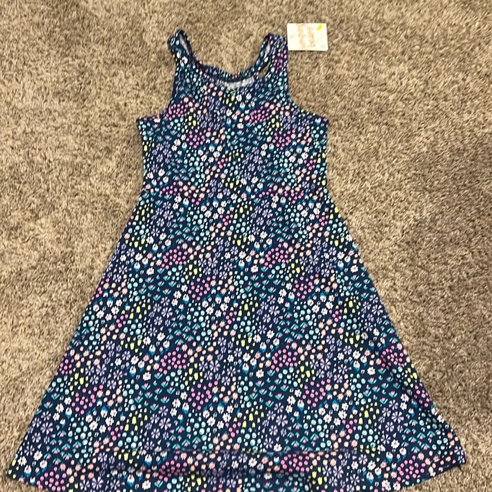 Girls dress size 8 nwt